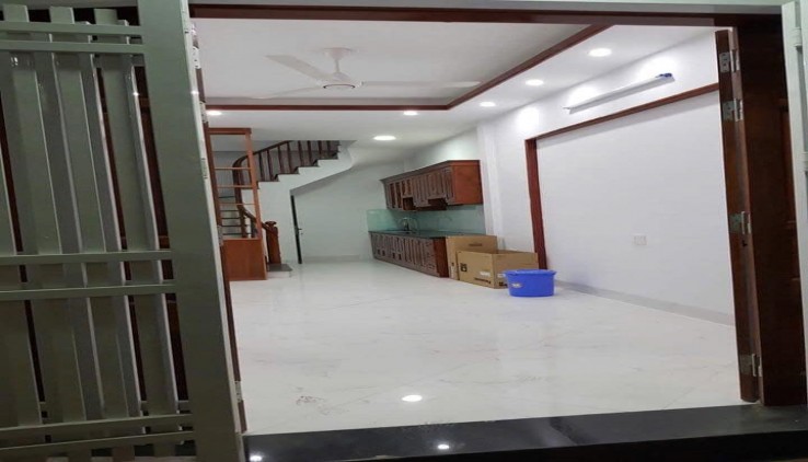 Cho thuê nhà LÀM VP, KD ONLINE, Ở GĐ, NHÓM ngõ Gốc Đề, 5 tầng, 34m2, 3 ngủ, 11.5 Triệu